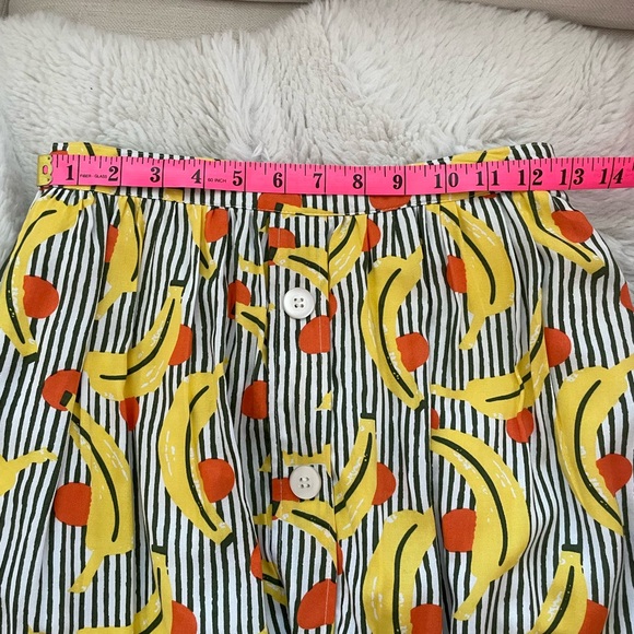 Designed in Spain Tropical fruit skirt fully lined with pockets - Picture 8 of 8